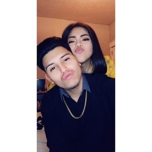 Meet your Posher, Dennise